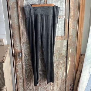 Arie Velvet skinny leggings